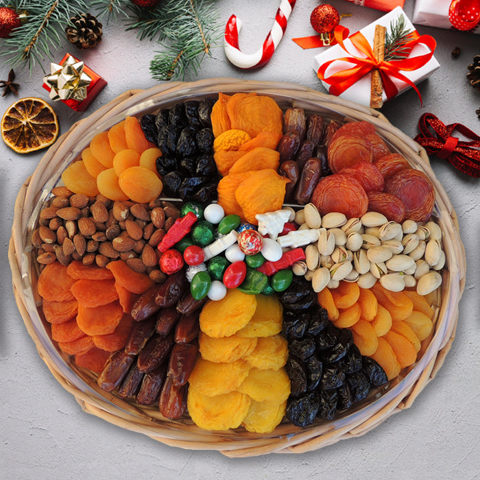 Dried Fruit & Confections Snowman Cutting Board 21 oz