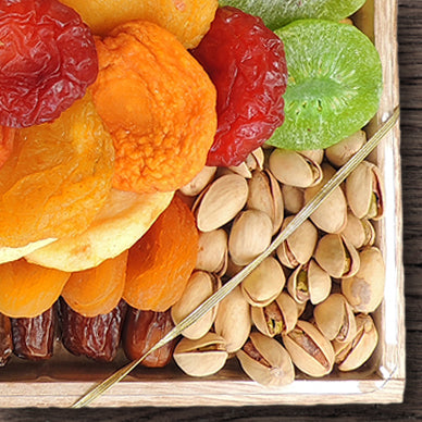 Square Fruit & Mixed Nut Pistachio Tray 23 oz