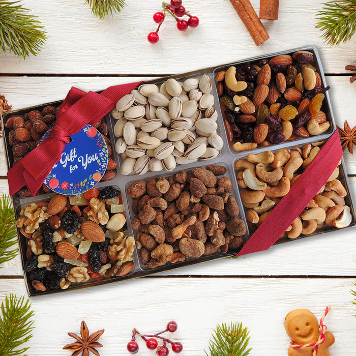 All Nut Gingerbread Gift Box 22 oz